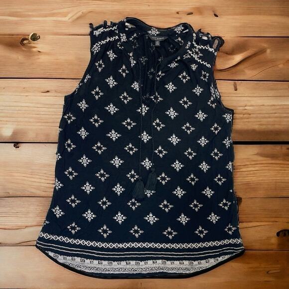 Lucky Sleeveless Blouse boho printed design fringe tassels V-neck Size Large - Picture 10 of 10